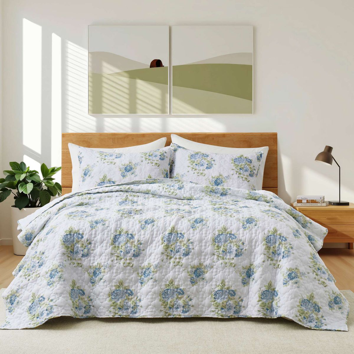 Premium Microfiber Ultra Soft Reversible Quilted Coverlet Set