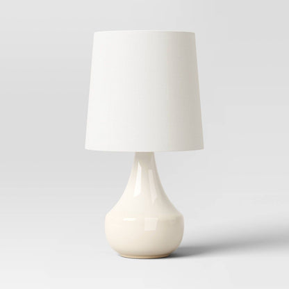 21.75"x11.5" Montreal Wren Assembled Table Lamp